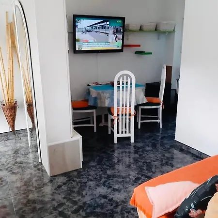 Сasa de vacaciones Cómoda Casita Con Barbacoa, Buena Conexión Wifi *